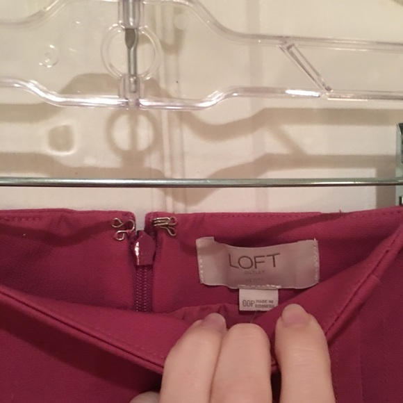 NWT | LOFT | Raspberry Mini Skirt - Picture 3 of 3